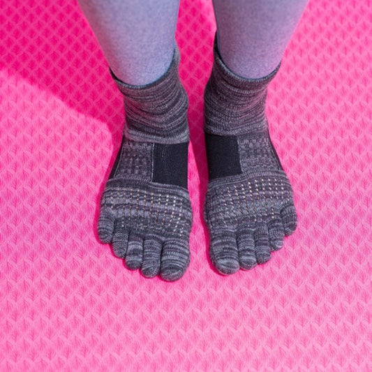 knitido ラン・エアークッション マーブルメッシュ ロークルー 5本指ソックス 25-27cm