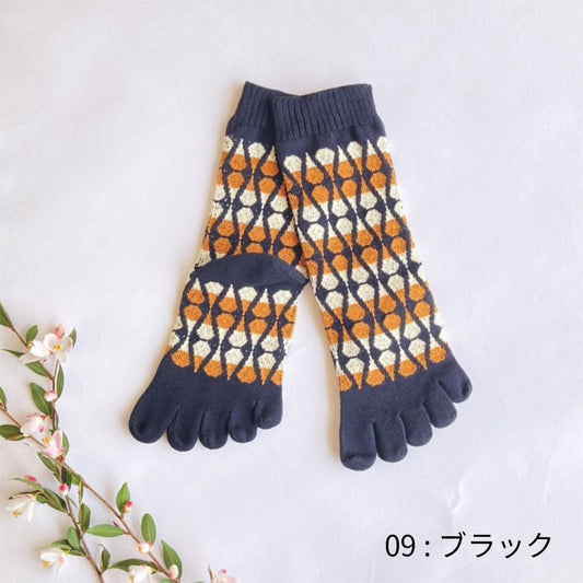 【knitido+新作】人気の「ティア柄」ブラックと、秋冬を彩る新アイテムが登場！