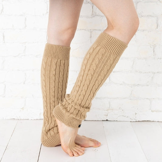 寒い季節をおしゃれに楽しむ｜knitido+のレッグウォーマー特集