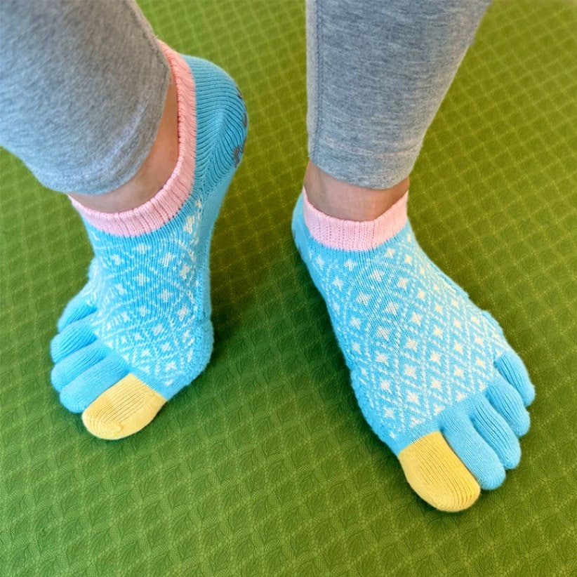 ONE ダイヤアンクル