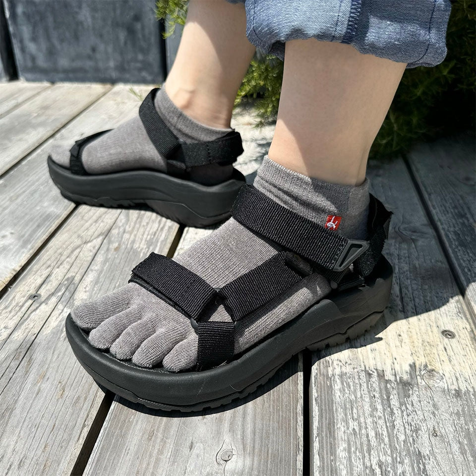 knitido EU 薄手 クールマックス アンクル 5本指ソックス 27-29cm【数量限定】